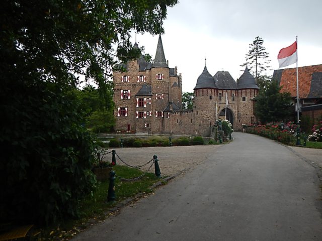 Burg Satzvey